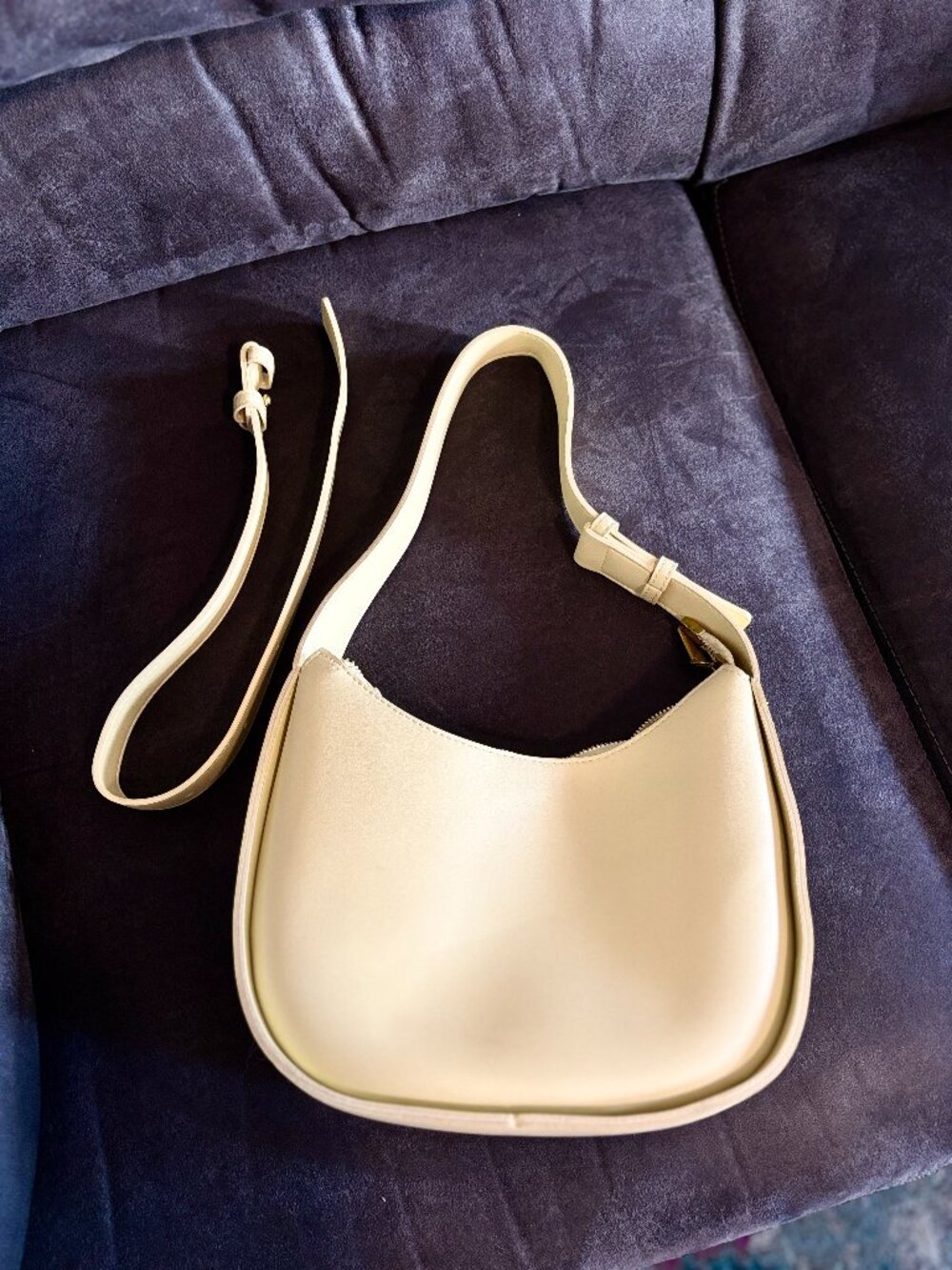 NWOT • light yellow vegan leather crossbody / shoulder bag - Picture 6 of 13